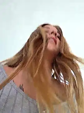 Živý XXX chat Luna_Lynn