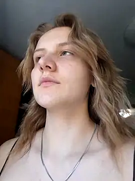 mooniekiss Webcam Show