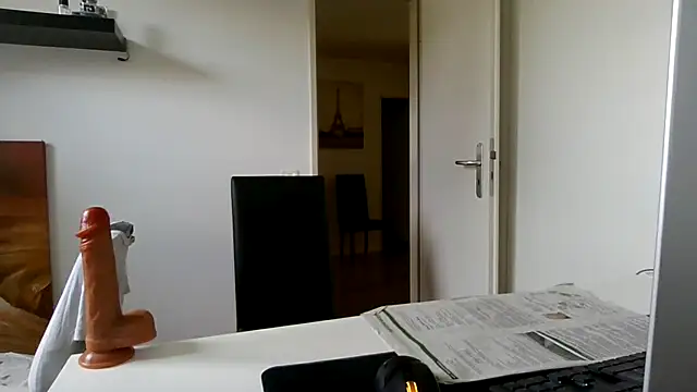 alpha-hunk – Kamerová šou