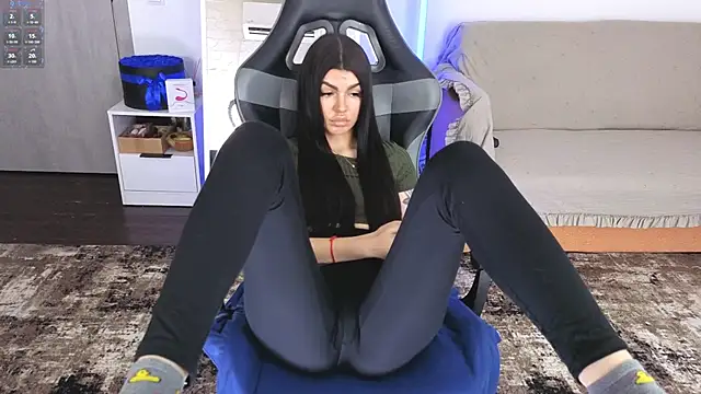 AnacondaOnn live XXX chat