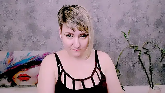 Djullian Live XXX chat