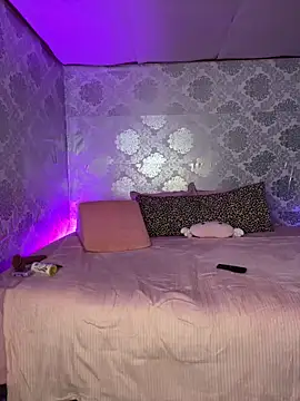 Chat +18 de Vicky_Saidi ao vivo