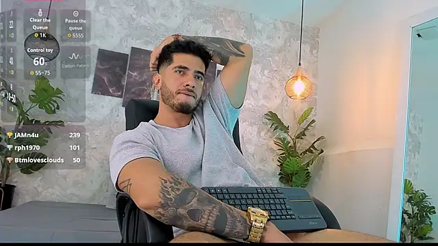 Nate_franco 现场XXX聊天