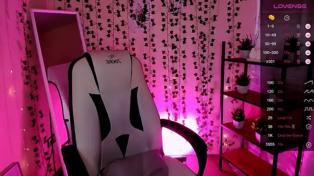 CharliGrace_'s Live XXX Chat