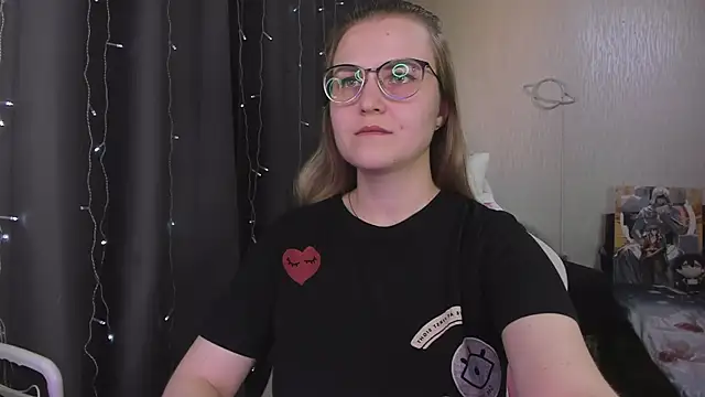 MissBrightShine's Live XXX Chat