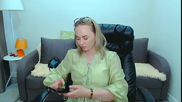 LiluMoon__ Obrolan Langsung XXX