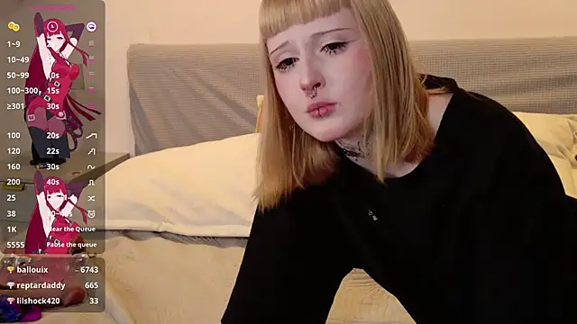 MilkMeSoftly Show Webcam