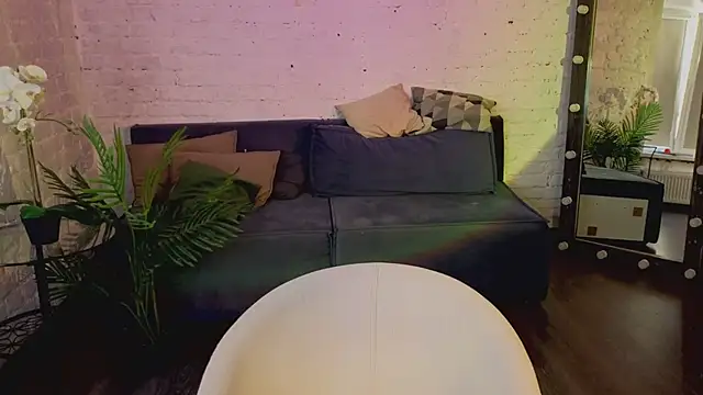 ScarlettSparkssのライブXXXチャット