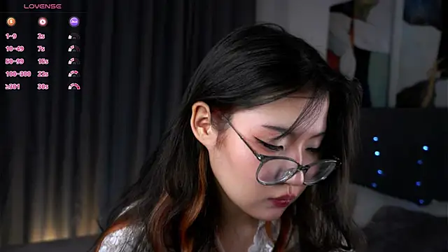 Chat +18 de NelleMihalko ao vivo