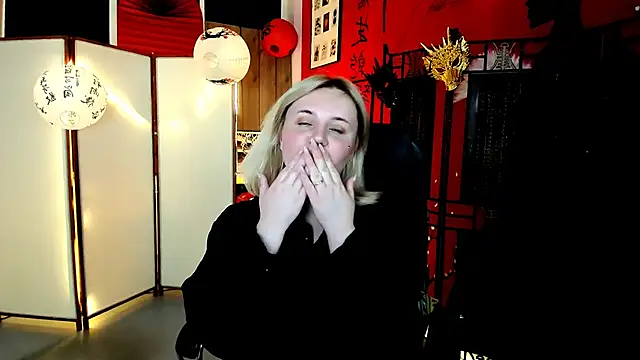 KathyBriggsn Live XXX chat