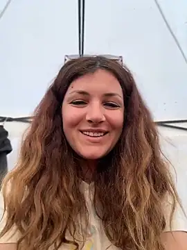 Živý XXX chat DaisyVibesss