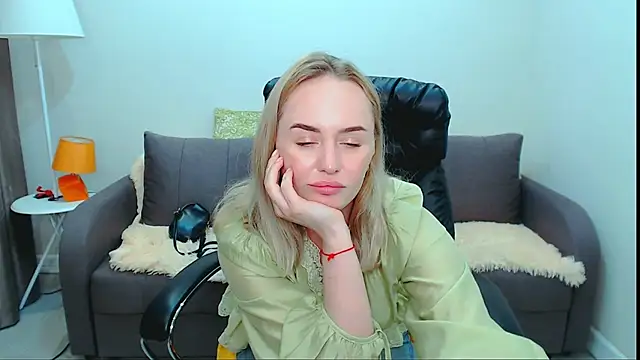 LiluMoon__ Live XXX Chat