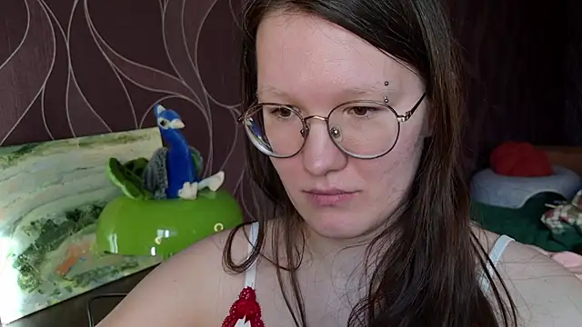 hairyMira Show in webcam