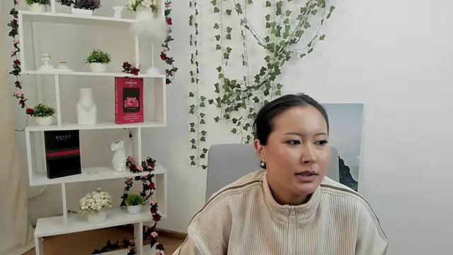 LaritaLevell Adlı Modelin Canlı XXX Sohbeti