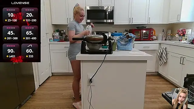 Blondiewithanass 라이브 XXX 채팅