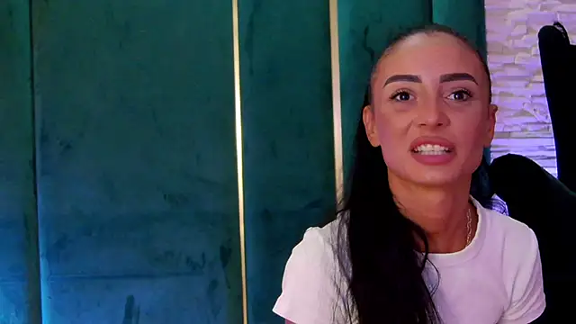 FeetVibe Chat XXX live