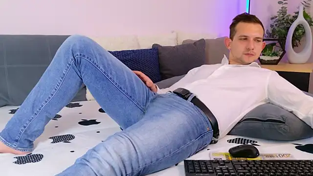 XXX chat uživo modela Jimmy_Doss
