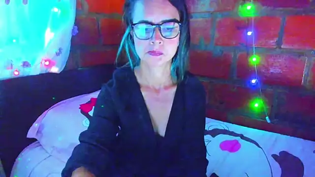 BrianaGarner's Live XXX Chat