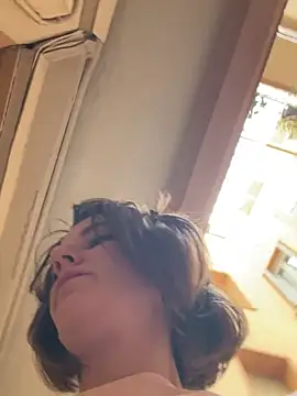 Kamorana Live XXX-Chat
