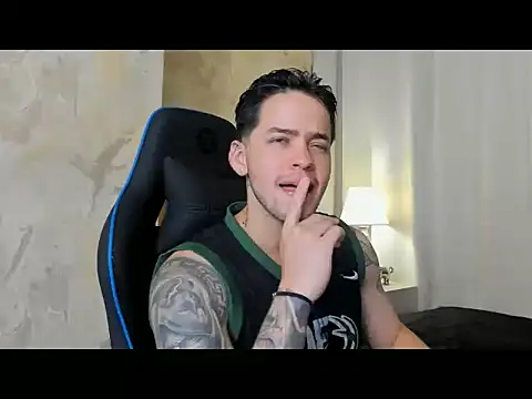 RONNY_COLTON Webcam Show