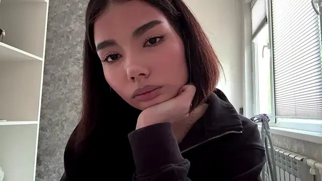 MarylnMonnier Live XXX-Chat