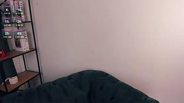InesPiek webcam show