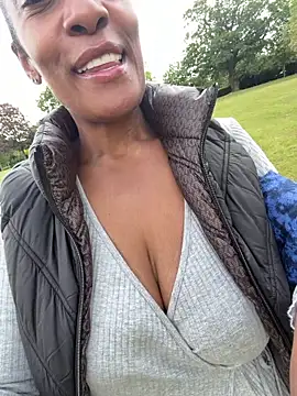 ThatNanNextDoor's Webcam Show