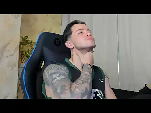 RONNY_COLTONのウェブカメラショー