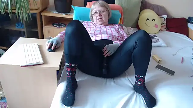 Chat +18 de Dorina ao vivo