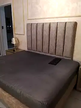 Nahomyrain's Live XXX Chat
