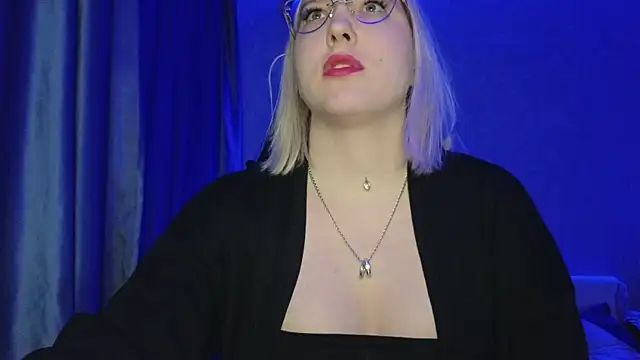 XXX chat uživo modela HotBrandyX