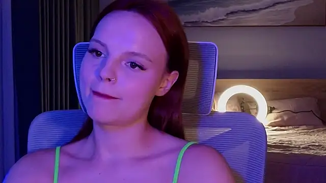 mollybossy 即時 XXX 聊天