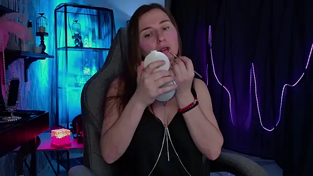Chat XXX en directo de Golden_Dragon