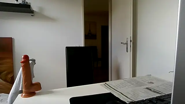 alpha-hunk webcam show