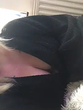 josi-420 Chat XXX in diretta