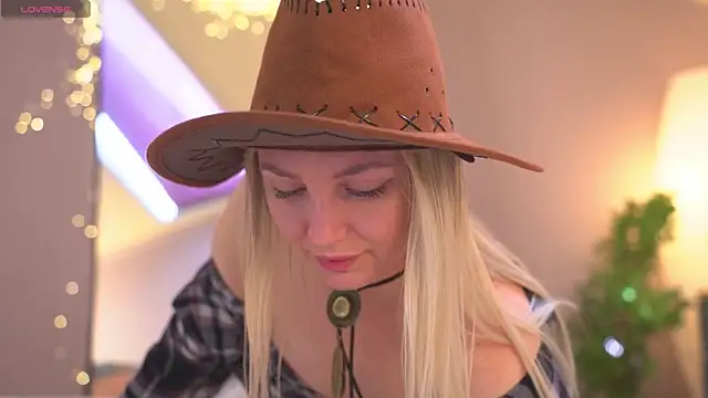 Sweety_Becky élő XXX-chatje