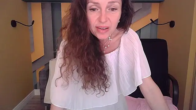 Chat XXX en directo de EllaLong