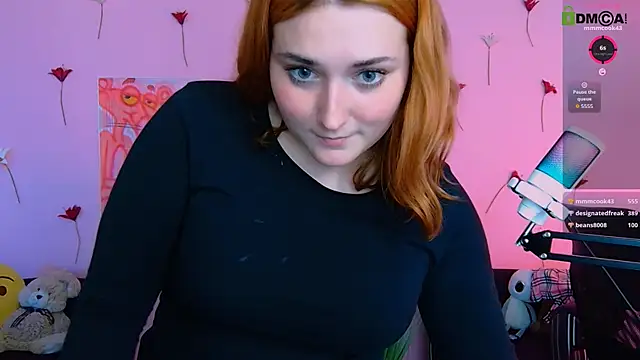 Chat +18 de casey_meow_ ao vivo