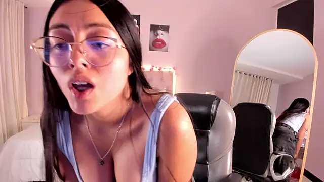 Sky_blue__ live XXX chat
