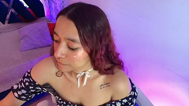 charlotte_bluee's Live XXX Chat