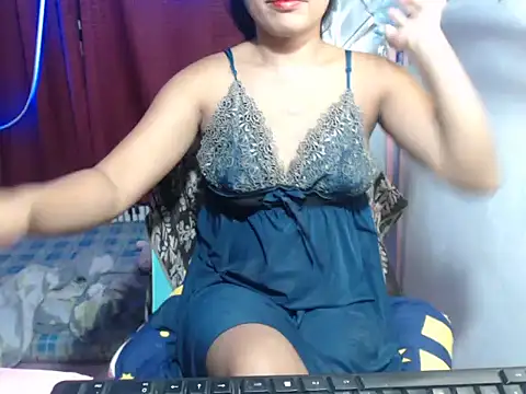 Madeline_Lover Pertunjukan Webcam