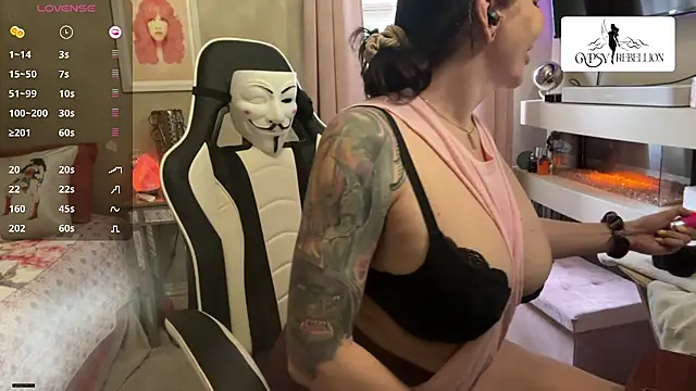 Gypsy_Rebellion Live XXX-Chat
