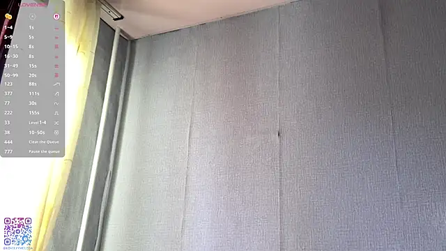 Živý XXX chat Emmibrilson
