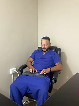 Mike_savage3's Live XXX Chat