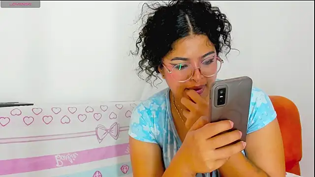 moana_taylor live XXX chat