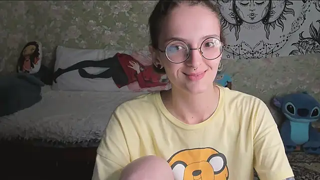Cutie_Adelia élő XXX-chatje