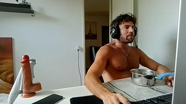 alpha-hunk Live XXX-Chat