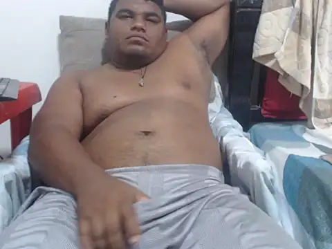 bull_blackponse's Webcam Show