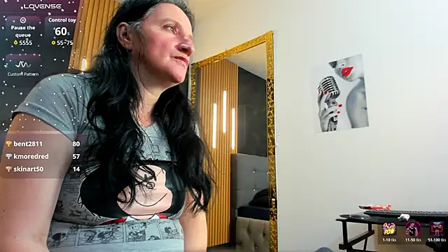 Živý XXX chat CloeMature