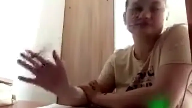 Show modela KacieMuscarello na web-kameri